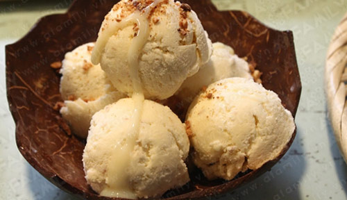 Cách làm kem bơ nước dừa ăn mãi không chán